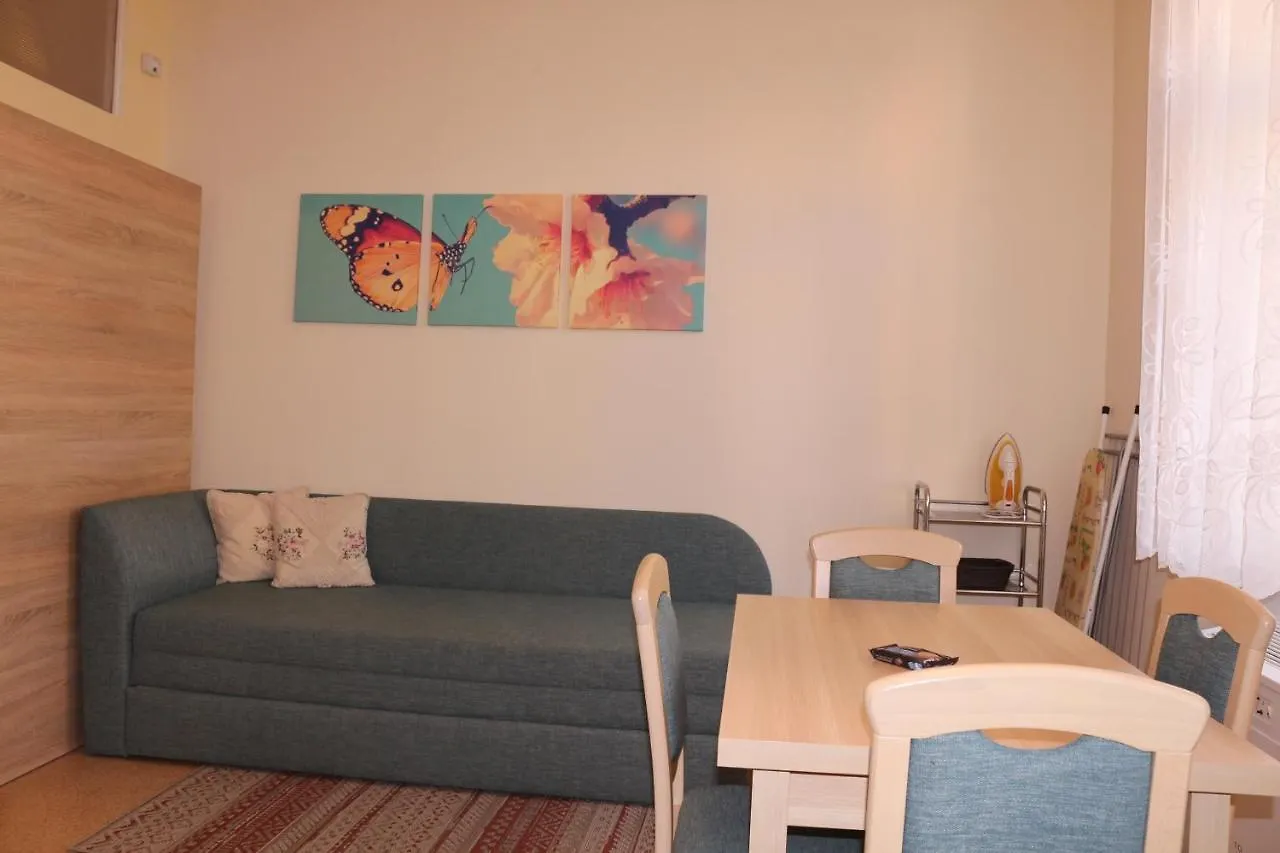 Homely Apartments Villa Christiana 0*, Marianske Lazne